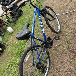 HUF Rock Creek Blue Bicycle